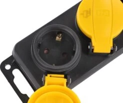 Stekkerdoos 4V - Ra - Ip44 -Kampeerhal Roden 550x460