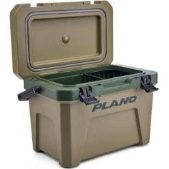 Plano Frost Cooler Green 13L -Kampeerhal Roden Plano Frost Cooler Green 13L open
